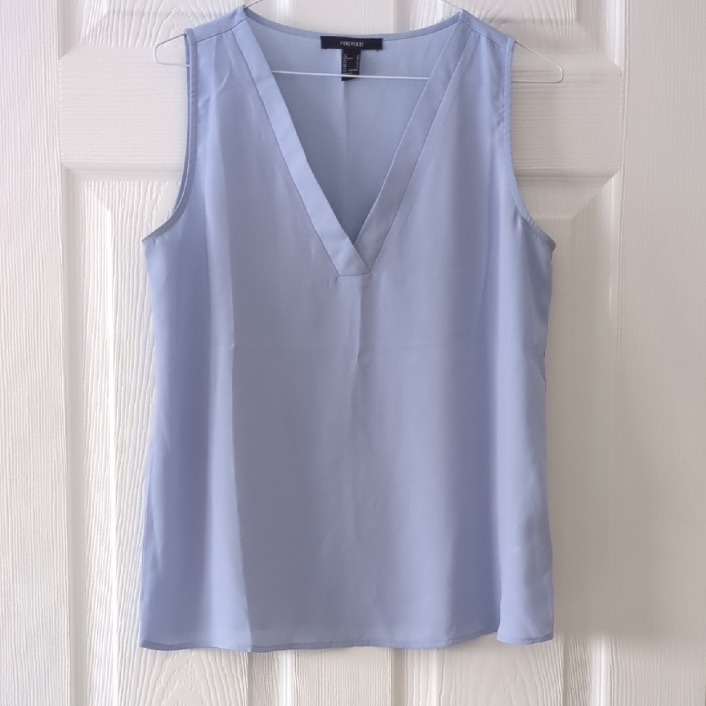 Forever 21 Light Blue Sleeveless Top